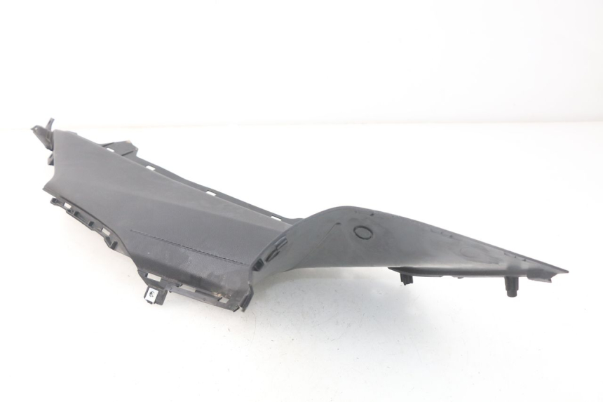 photo de Złącze lewego podnóżka YAMAHA YP T-MAX TMAX 530 (2017 - 2020) - Punkty mocowania