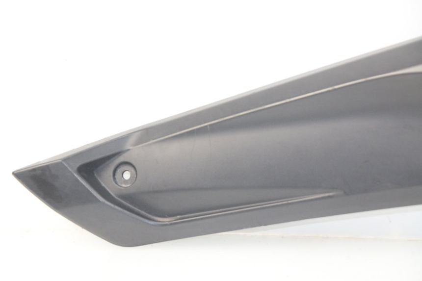 photo de Złącze lewego podnóżka YAMAHA YP X-MAX XMAX 400 (2014 - 2017) - Punkty mocowania