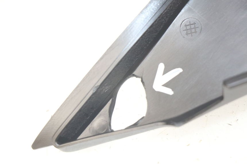 photo de Złącze lewego podnóżka KAWASAKI Z 650 (2016 - 2019) - Zoom stanu zużycia