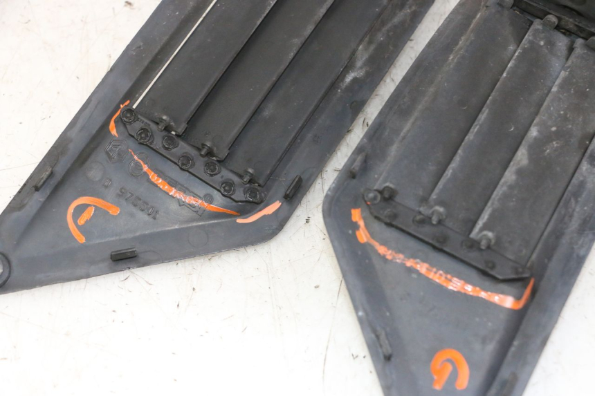 photo de POŁĄCZENIE PODNÓŻKA GILERA NEXUS 300 (2008 - 2013) - Punkty mocowania