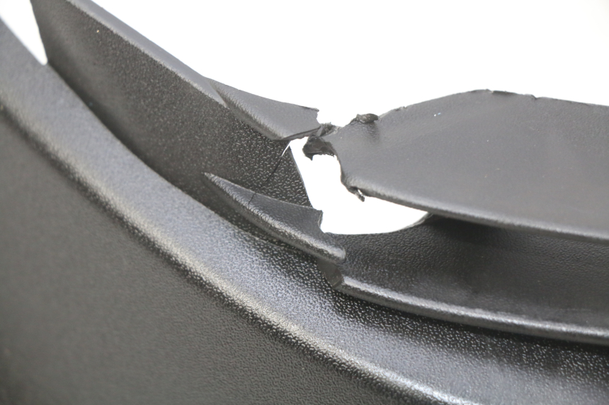 photo de POŁĄCZENIE PODNÓŻKA PIAGGIO LIBERTY IGET S 125 (2016 - 2020) - Inny kąt widzenia