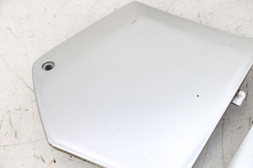 photo de POŁĄCZENIE PODNÓŻKA PIAGGIO MP3 LT 300 (2010 - 2016) - Punkty mocowania