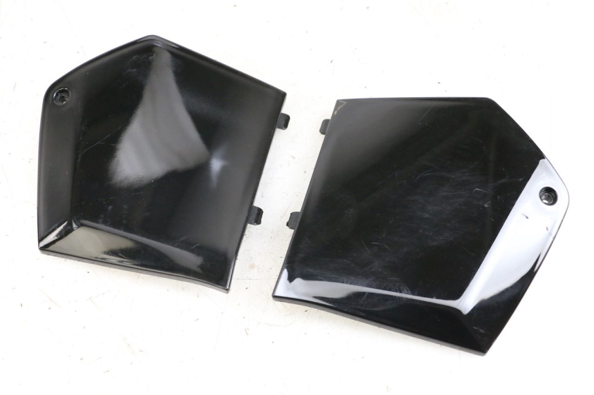 photo de POŁĄCZENIE PODNÓŻKA PIAGGIO MP3 500 (2011 - 2015) - Widok główny