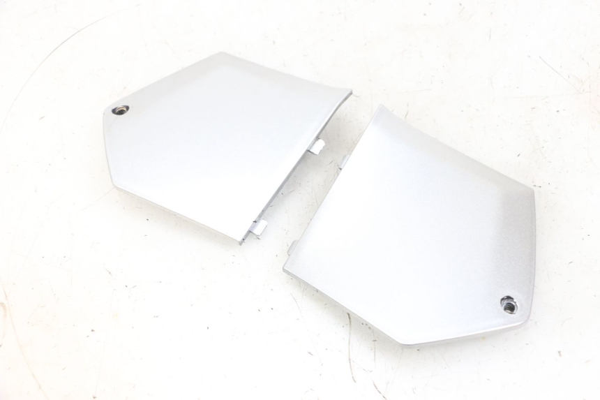 photo de POŁĄCZENIE PODNÓŻKA PIAGGIO MP3 RL 250 (2006 - 2010) - Widok główny