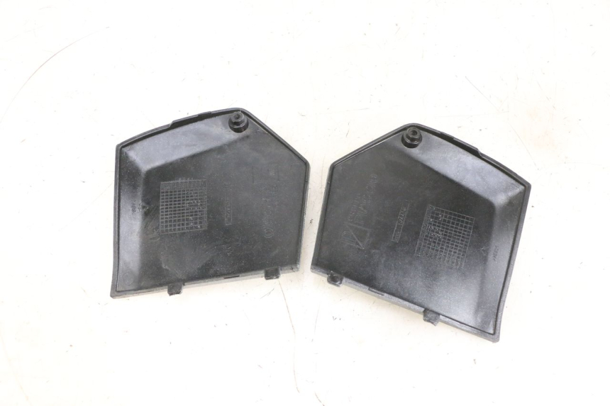 photo de POŁĄCZENIE PODNÓŻKA PIAGGIO MP3 RL 250 (2006 - 2010) - Zbliżenie techniczne