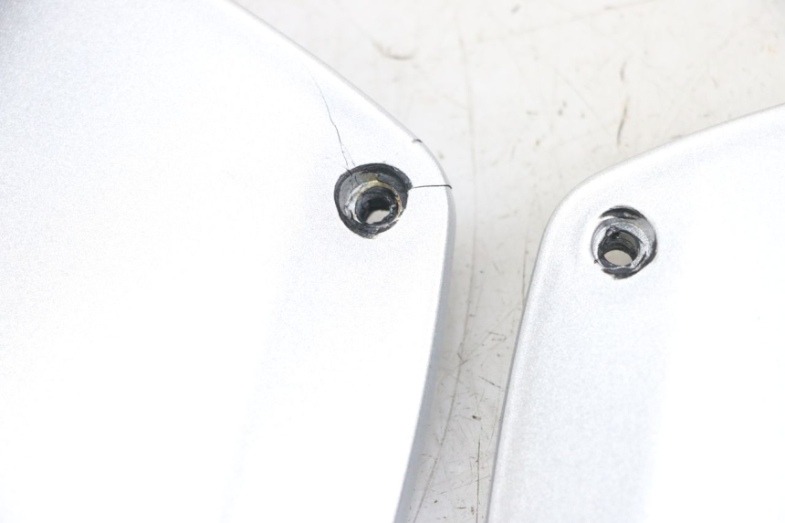 photo de POŁĄCZENIE PODNÓŻKA PIAGGIO MP3 RL 250 (2006 - 2010) - Widok ogólny