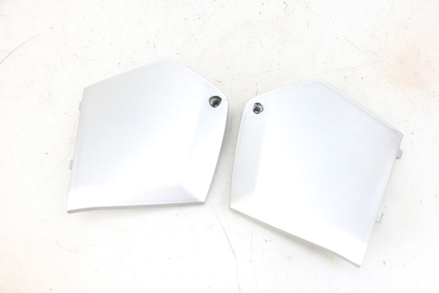 photo de POŁĄCZENIE PODNÓŻKA PIAGGIO MP3 RL 250 (2006 - 2010) - Punkty mocowania