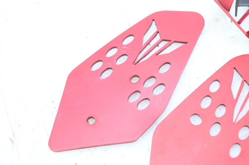 photo de POŁĄCZENIE PODNÓŻKA YAMAHA MT-07 MT07 ABS 700 (2018 - 2020) - Zoom stanu zużycia