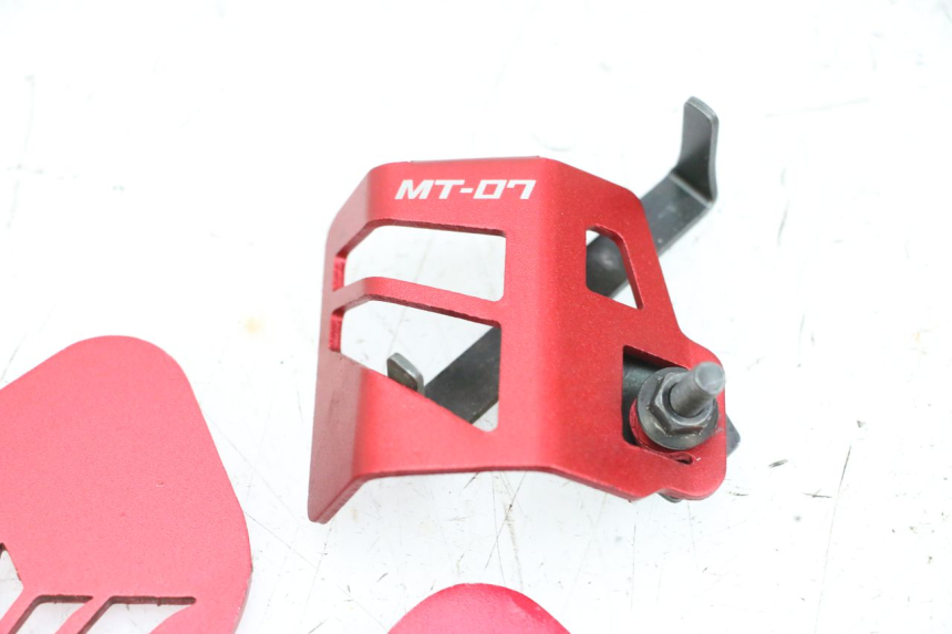 photo de POŁĄCZENIE PODNÓŻKA YAMAHA MT-07 MT07 ABS 700 (2018 - 2020) - Widok ogólny