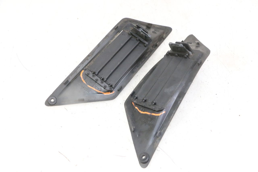 photo de POŁĄCZENIE PODNÓŻKA GILERA NEXUS 125 (2009 - 2013) - Zbliżenie techniczne