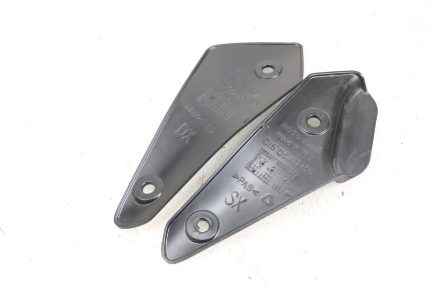 photo de Złącze podnóżka MOTO GUZZI NORGE 8V GT 1200 (2011 - 2016) - Szczegół części