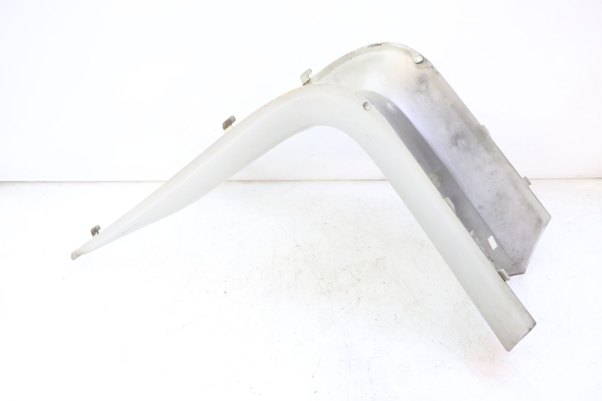 photo de Złącze podnóżka PEUGEOT SATELIS 125 (2006 - 2009) - Widok z bliska