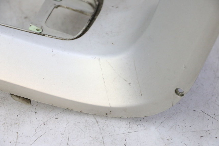 photo de Złącze podnóżka PEUGEOT SATELIS 125 (2006 - 2009) - Zoom stanu zużycia