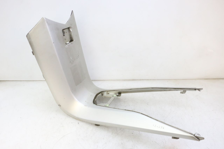 photo de Złącze podnóżka PEUGEOT SATELIS 125 (2006 - 2009) - Inny kąt widzenia