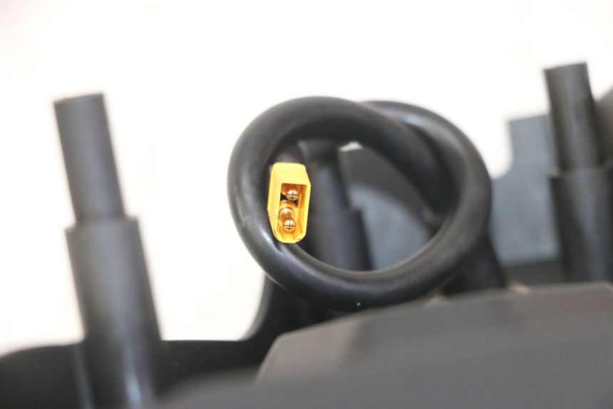 photo de POŁĄCZENIE PODNÓŻKA NAMI STELLAR 1 - Zoom stanu zużycia