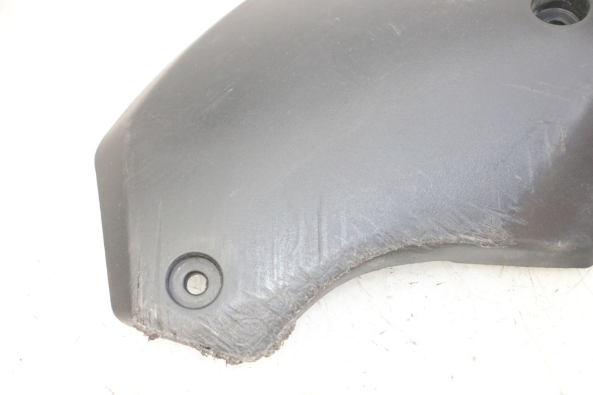 photo de POŁĄCZENIE PODNÓŻKA PEUGEOT STREETZONE I NAKED 2T 50 (2018 - 2020) - Zoom stanu zużycia