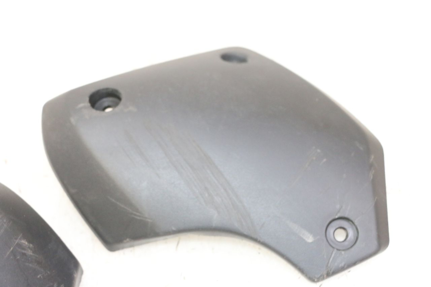 photo de POŁĄCZENIE PODNÓŻKA PEUGEOT STREETZONE I NAKED 2T 50 (2018 - 2020) - Inny kąt widzenia