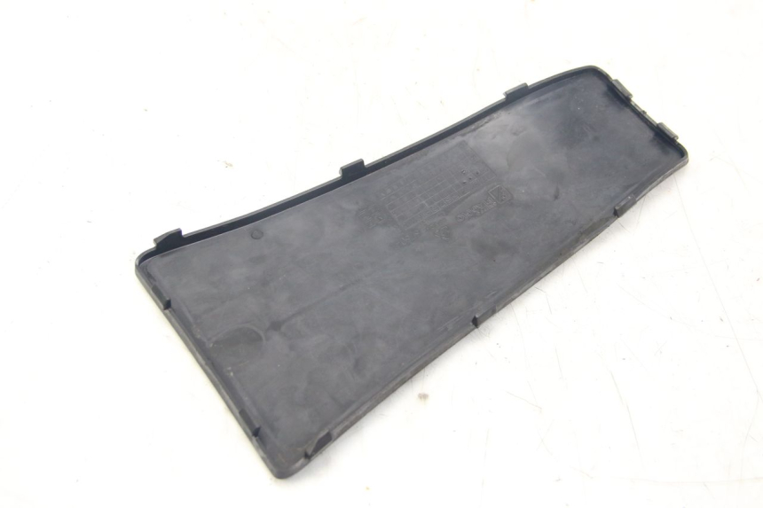 photo de POŁĄCZENIE PODNÓŻKA PIAGGIO VESPA S 2T 50 (2007 - 2014) - Inny kąt widzenia