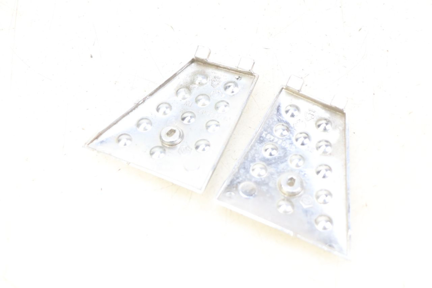 photo de POŁĄCZENIE PODNÓŻKA PIAGGIO X8 125 (2004 - 2007) - Szczegół części