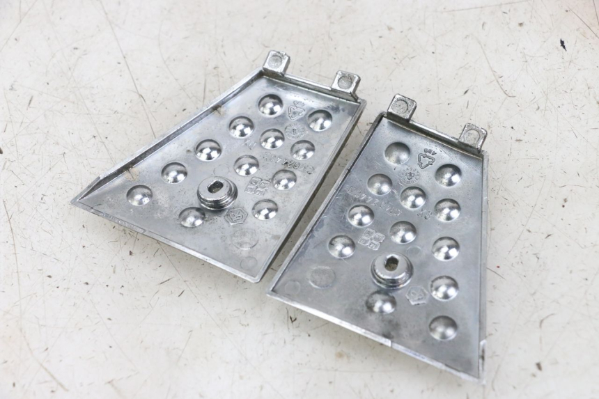 photo de POŁĄCZENIE PODNÓŻKA PIAGGIO X8 125 (2004 - 2007) - Zoom stanu zużycia