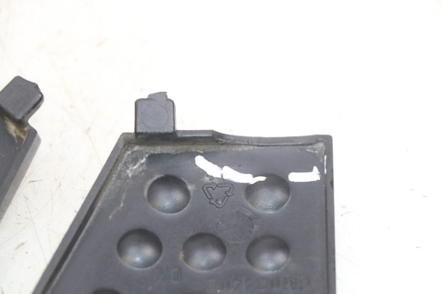 photo de Złącze podnóżka PIAGGIO XEVO - X EVO 125 (2007 - 2017) - Widok ogólny