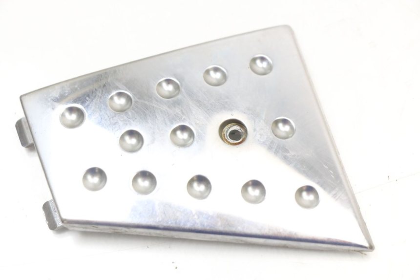 photo de Złącze podnóżka PIAGGIO XEVO - X EVO 125 (2007 - 2017) - Zoom stanu zużycia