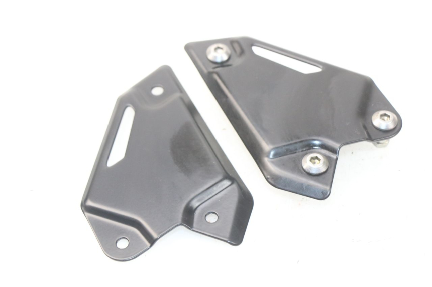 photo de Złącze podnóżka KAWASAKI Z Z900 900 (2017 - 2019) - Widok główny