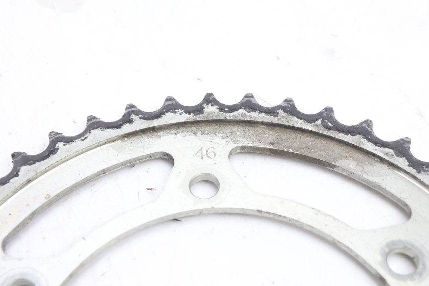 photo de ZESTAW ŁAŃCUCHA YAMAHA FZ8 800 (2010 - 2016) - Zoom stanu zużycia