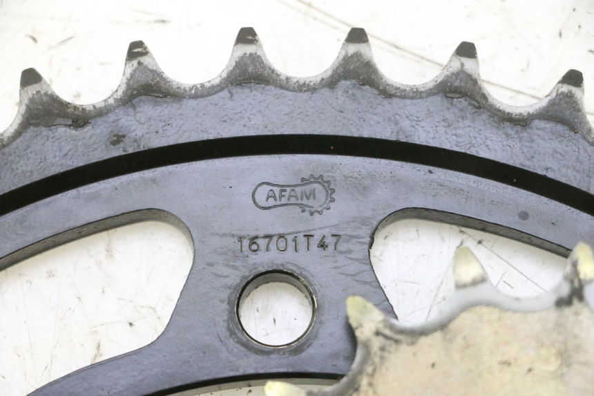 photo de ZESTAW ŁAŃCUCHA KAWASAKI GPX F ZX750F 750 (1986 - 1990) - Zoom stanu zużycia