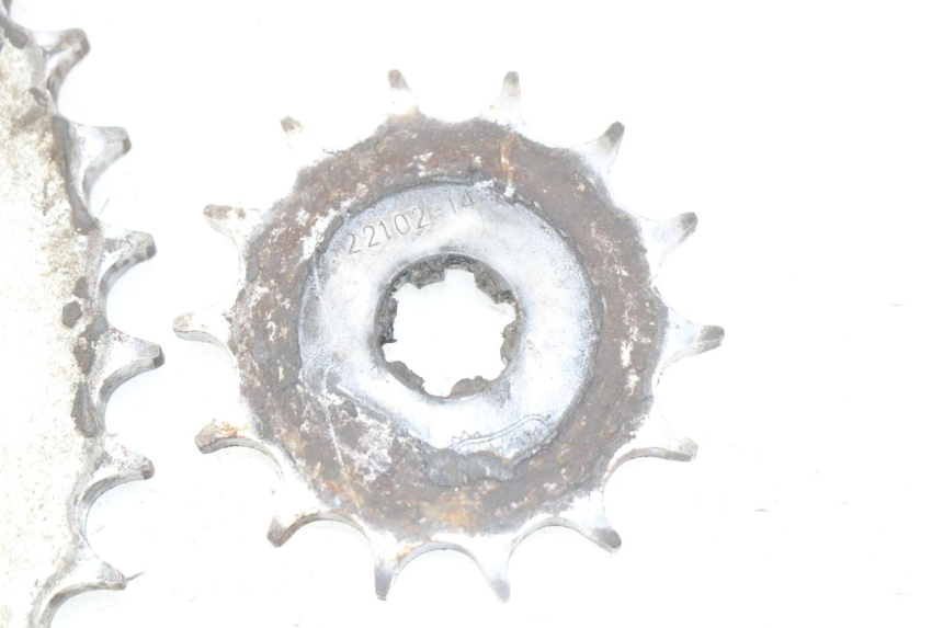 photo de ZESTAW ŁAŃCUCHA SUZUKI JR 80 (2001 - 2006) - Zoom stanu zużycia