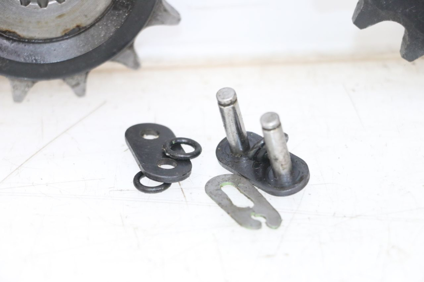 photo de ZESTAW ŁAŃCUCHA ROYAL ENFIELD SCRAM 411 (2022 - 2024) - Stan powierzchni