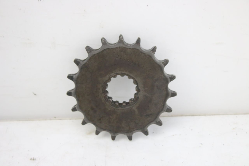 photo de ZESTAW ŁAŃCUCHA TRIUMPH SPRINT ST 955 (1999 - 2001) - Inny kąt widzenia