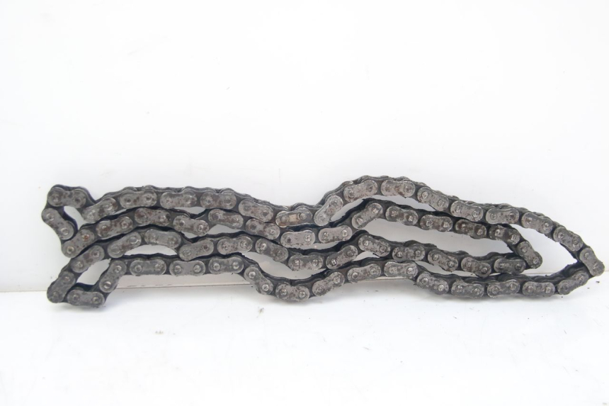 photo de ZESTAW ŁAŃCUCHA YAMAHA SR 125 (1982 - 2003) - Zbliżenie techniczne