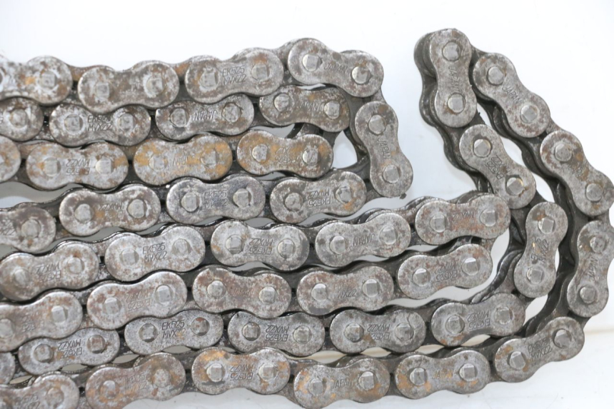 photo de ZESTAW ŁAŃCUCHA SUZUKI GSR 750 (2011 - 2017) - Widok produktu