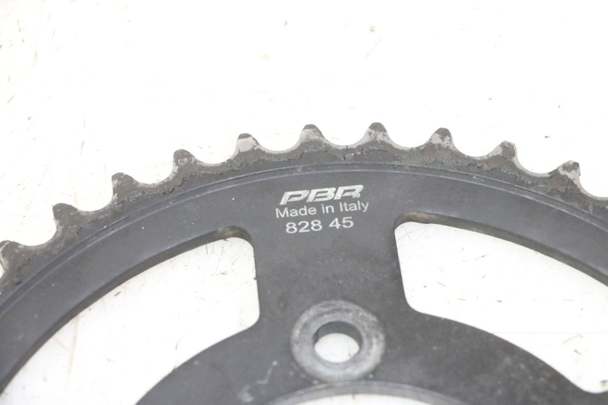 photo de ZESTAW ŁAŃCUCHA SUZUKI SV S 650 (2003 - 2009) - Zbliżenie techniczne