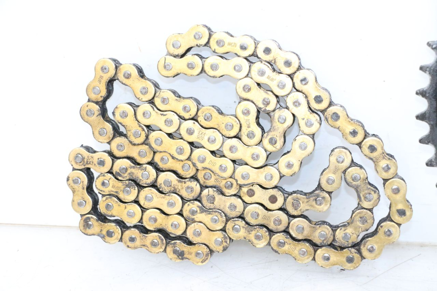 photo de ZESTAW ŁAŃCUCHA SUZUKI SV S 650 (2003 - 2009) - Stan powierzchni