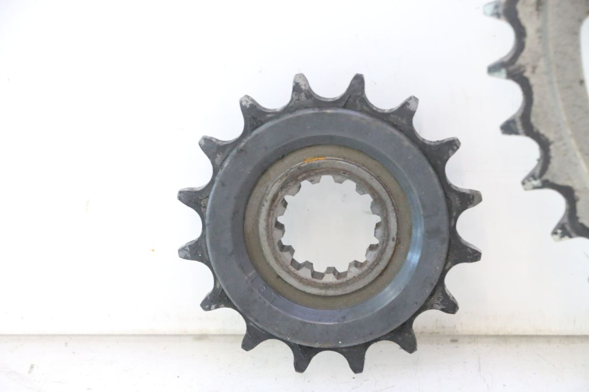 photo de ZESTAW ŁAŃCUCHA YAMAHA TDM ABS 900 (2002 - 2014) - Szczegół części