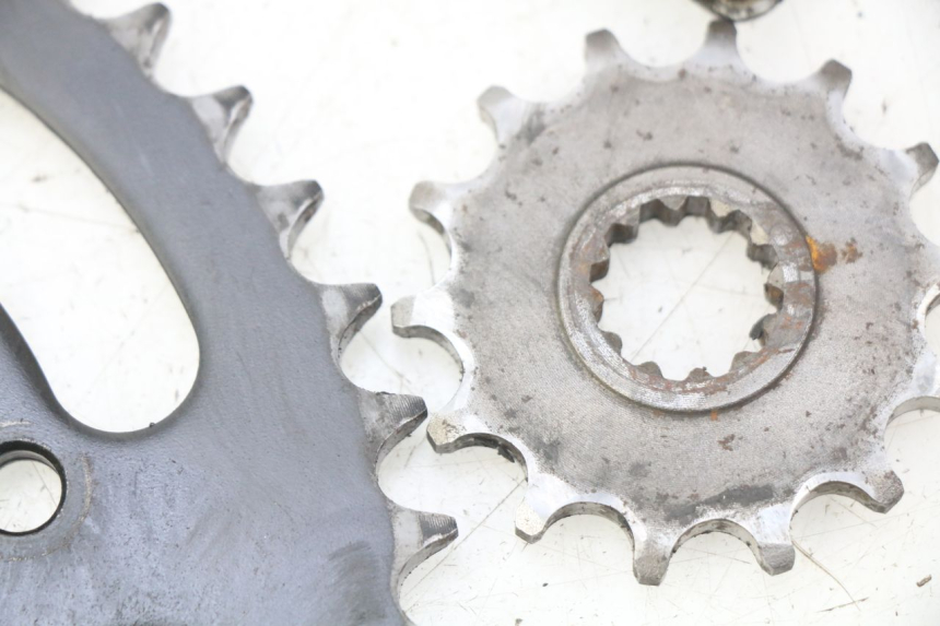 photo de ZESTAW ŁAŃCUCHA MBK X-LIMIT XLIMIT 50 (2003 - 2006) - Widok ogólny