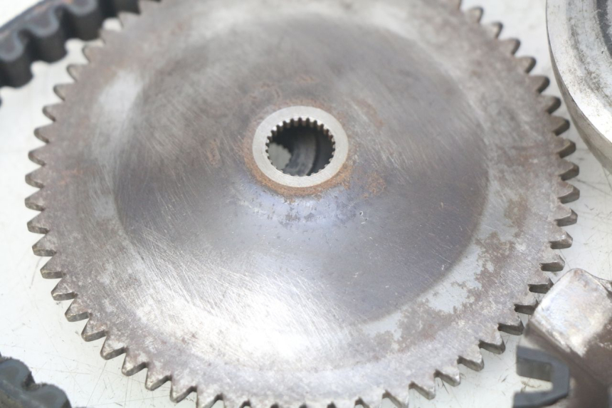 photo de ZESTAW SPRZĘGŁA I WARIATORA KREIDLER FLORY CLASSIC 4T 50 (2013 - 2023) - Zoom stanu zużycia