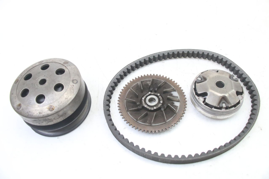 photo de ZESTAW SPRZĘGŁA I WARIATORA KYMCO AGILITY 4T 50 (2018 - 2022) - Szczegół części