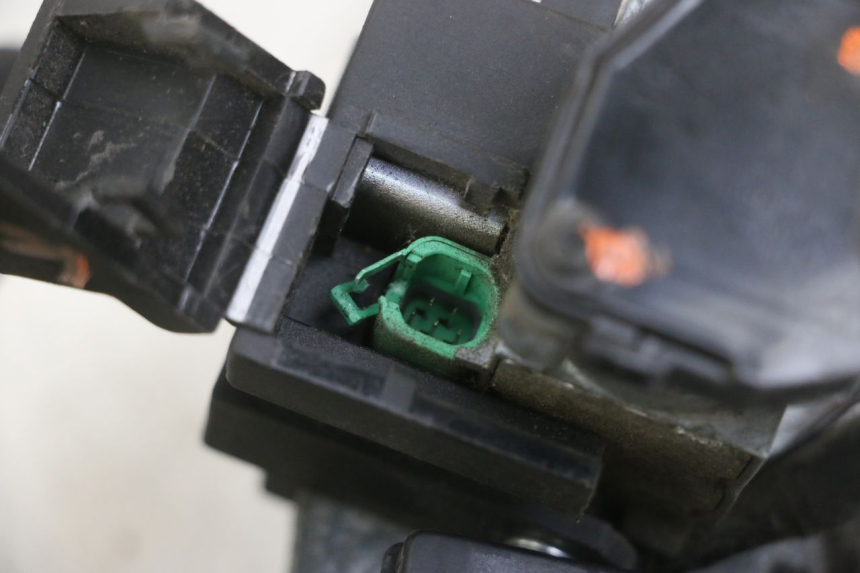 photo de ZESTAW ZAMKA, KLUCZYKA, CDI, STACYJKI NEIMAN HONDA SH i 300 (2015 - 2020) - Widok ogólny