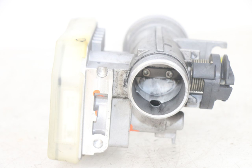 photo de ZESTAW ZAMKA, KLUCZYKA, CDI, STACYJKI NEIMAN PIAGGIO MP3 HPE 300 (2019 - 2026) - Widok produktu