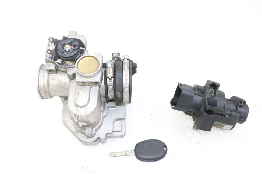 photo de ZESTAW ZAMKA, KLUCZYKA, CDI, STACYJKI NEIMAN PIAGGIO MP3 500 (2014 - 2017) - Część sprawdzona