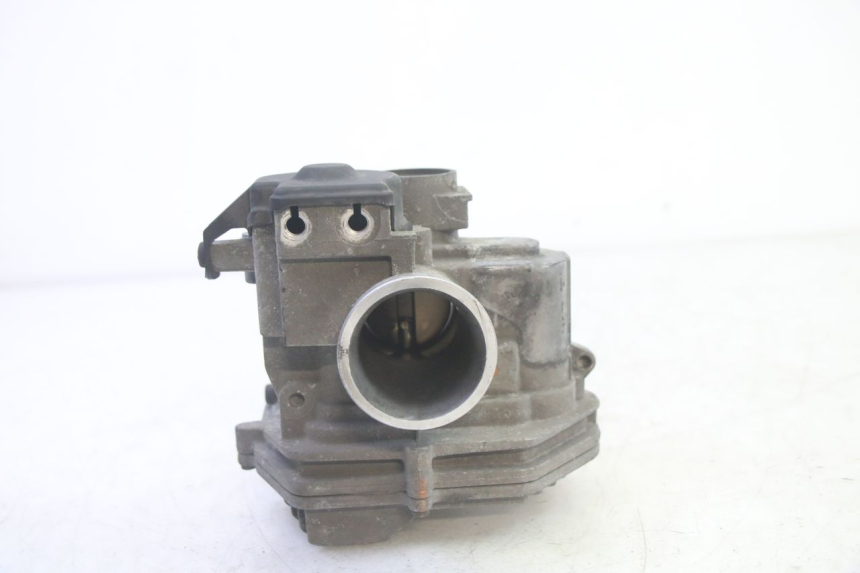 photo de ZESTAW ZAMKA, KLUCZA, CDI, STACYJKI NEIMAN PIAGGIO MP3 500 (2016 - 2018) - Zbliżenie komponentów