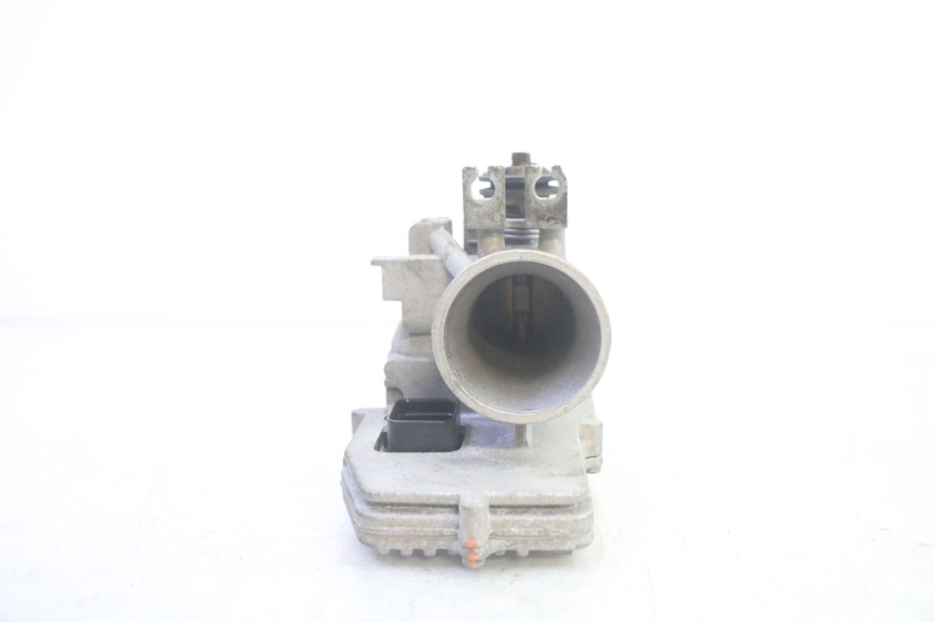 photo de ZESTAW ZAMKA, KLUCZYKA, CDI, STACYJKI NEIMAN PIAGGIO MP3 RL 250 (2006 - 2010) - Punkty mocowania