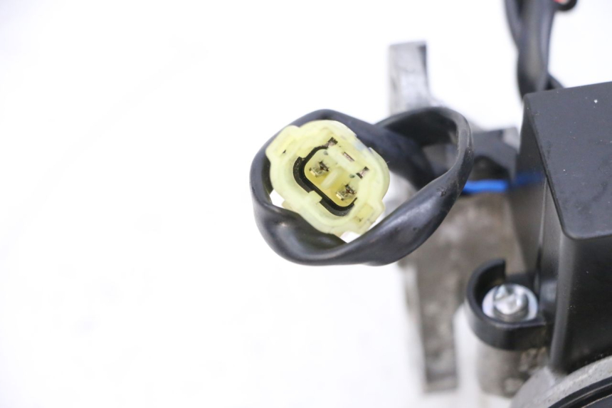 photo de ZESTAW ZAMKA, KLUCZYKA, CDI, STACYJKI NEIMAN YAMAHA NEO'S CORE 1 (2022 - 2026) - Kontrola wizualna