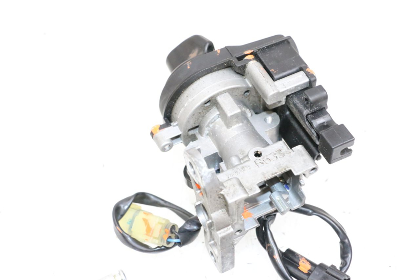 photo de ZESTAW ZAMKA, KLUCZYKA, CDI, STACYJKI NEIMAN YAMAHA NEO'S CORE 1 (2022 - 2026) - Zoom stanu zużycia