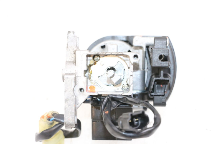 photo de ZESTAW ZAMKA, KLUCZYKA, CDI, STACYJKI NEIMAN YAMAHA NEO'S CORE 1 (2022 - 2026) - Stan powierzchni