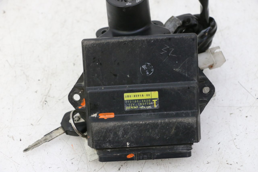 photo de ZESTAW ZAMKA, KLUCZYKA, CDI, STACYJKI NEIMAN YAMAHA TDM ABS 900 (2002 - 2014) - Inny kąt widzenia