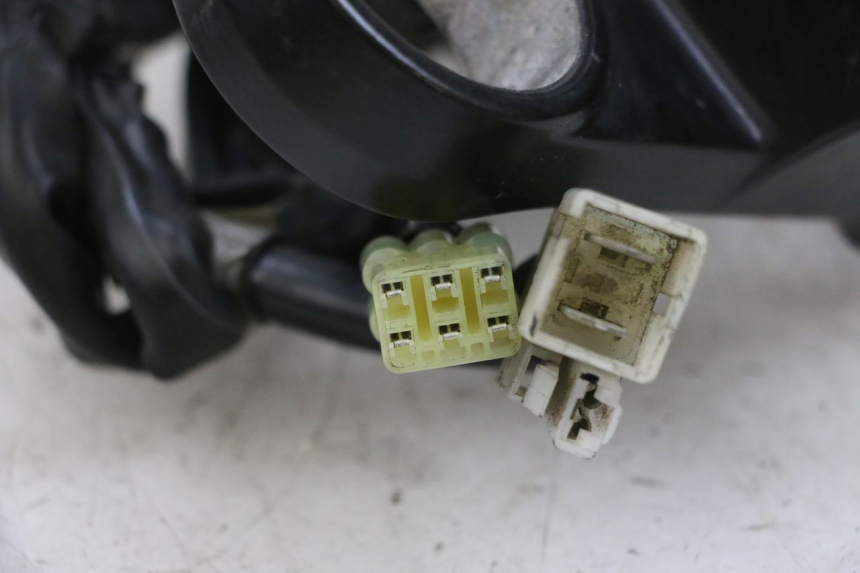 photo de ZESTAW ZAMKA, KLUCZYKA, CDI, STACYJKI NEIMAN YAMAHA TDM ABS 900 (2002 - 2014) - Zbliżenie techniczne